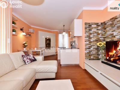 Sale apartment 4+KK Praha 9, Nademlejnská č. 21