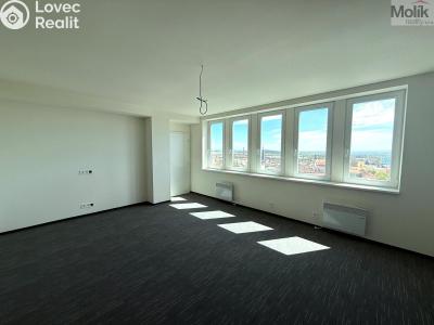 Pronájem bytu 3+KK Chomutov, Žižkovo náměstí 4796 č. 3