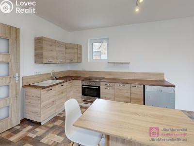 Продажа семейного дома Žerotice č. 8