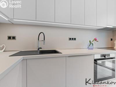 Prodej bytu 1+KK Zlín, Pod Hradem I 1367 č. 3