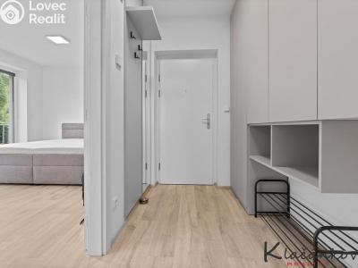 Prodej bytu 1+KK Zlín, Pod Hradem I 1367 č. 8