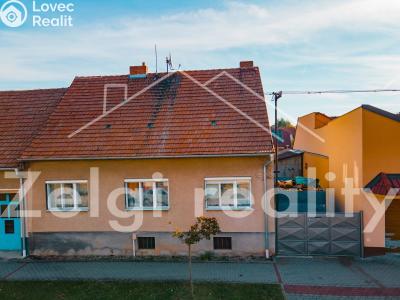 Prodej vícegeneračního domu Ratíškovice, Vítězná 933 č. 4