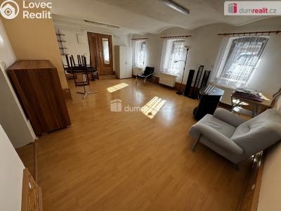 Продаж сімейного будинку Břeclav, Nerudova č. 14