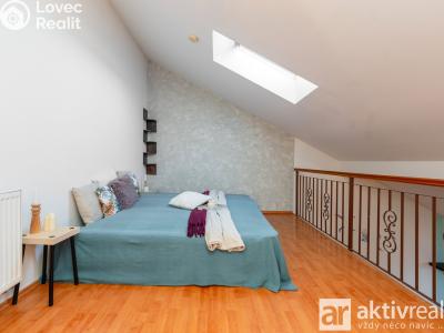 Prodej bytu 2+KK Šestajovice, Komenského 1329 č. 8