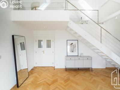 Аренда квартиры 3+1 Praha, Benešovská č. 7