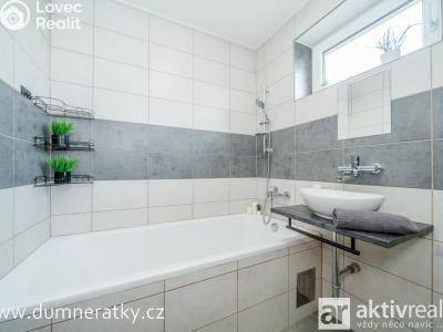 Sale family house Neratovice, Sv. Čecha č. 13