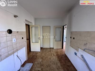 Sale family house Praha 11, Zimákova č. 9