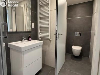 Prodej bytu 1+KK Praha, Poděbradská č. 10