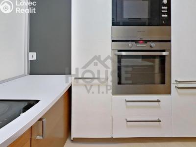 Pronájem bytu 4+KK Praha, Jana Přibíka č. 10