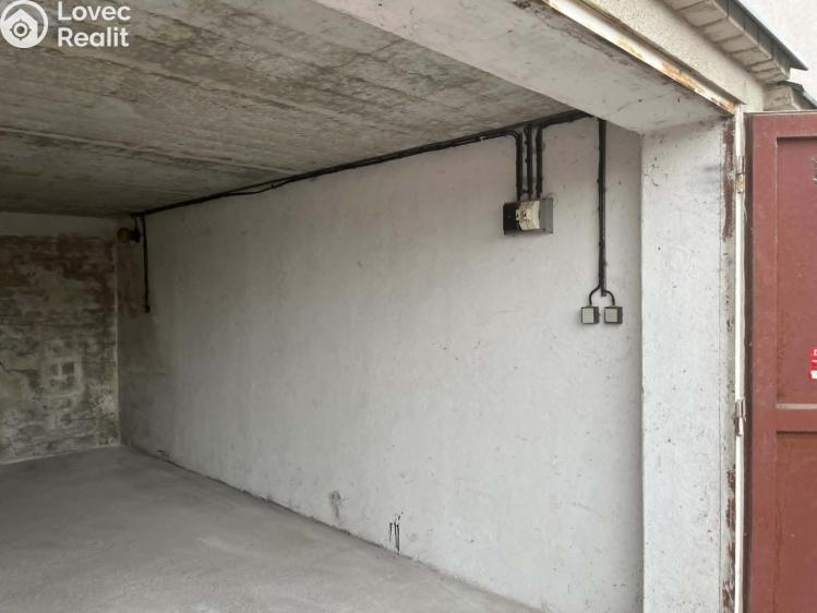 Pronájem garáže Kolín, Jabloňová 841 č. 2