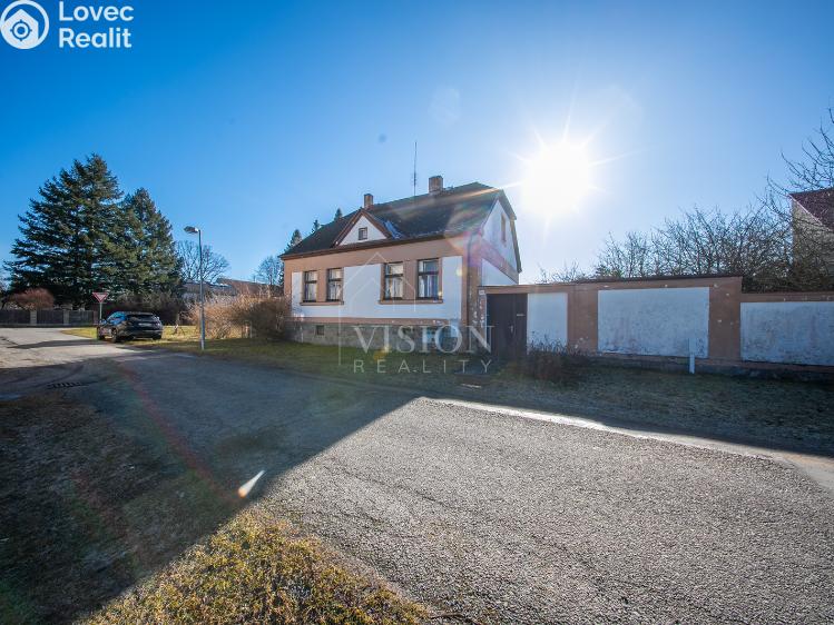 Продажа семейного дома České Velenice, Dílenská č. 2