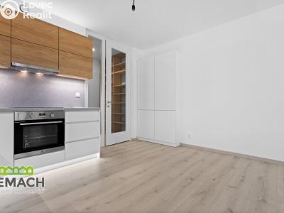 Аренда квартиры 2+KK Hradec Králové, Pálenecká č. 19