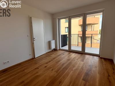 Prodej bytu 2+KK Praha 6, U hotelu č. 4