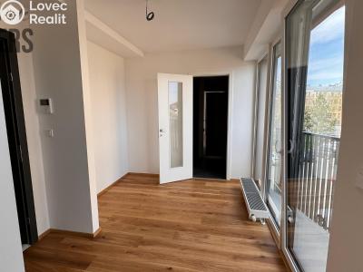 Prodej bytu 2+KK Praha 6, U hotelu č. 5