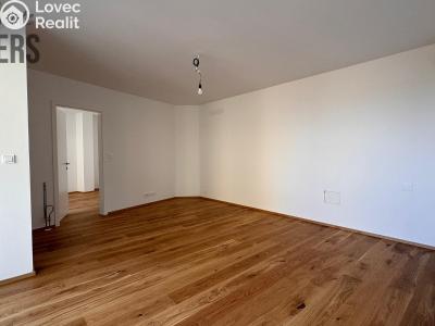 Prodej bytu 2+KK Praha 6, U hotelu č. 7