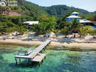 Sale villa Coxen Hole,Honduras č. 1