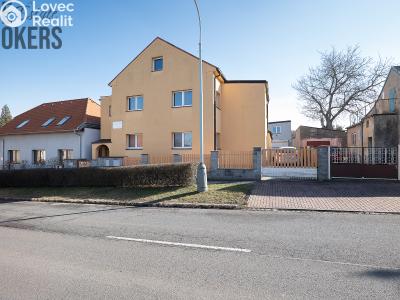 Продаж багатогенного будинку Praha, Všetatská č. 2