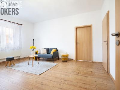 Продаж багатогенного будинку Praha, Všetatská č. 22