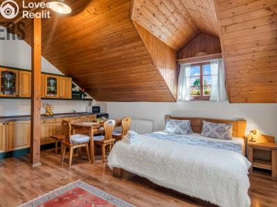 Продаж сімейного будинку Hlásná Třebaň, Karlštejnská č. 11
