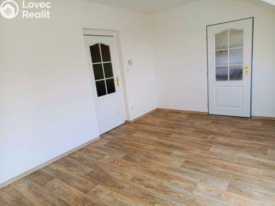 Pronájem bytu 3+1 České Budějovice, Pražská tř. č. 7