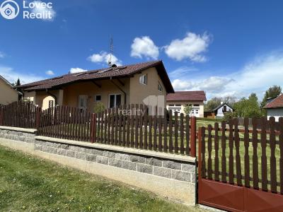 Оренда сімейного будинку Humpolec, Sadová č. 58