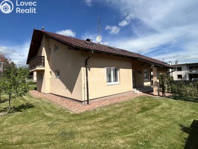Оренда сімейного будинку Humpolec, Sadová č. 59