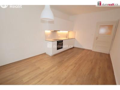 Аренда квартиры 2+KK Praha 10, Mrštíkova č. 4