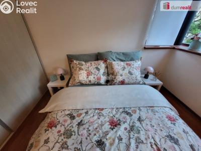 Sale apartment 1+KK Praha-Ďáblice, Hořínecká č. 18