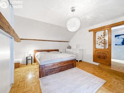 Продаж багатогенного будинку Troubky, Dědina č. 9
