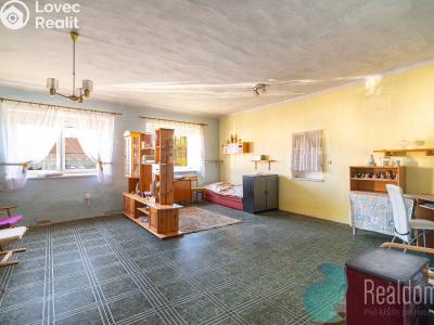Продаж ферми Krašlovice č. 12