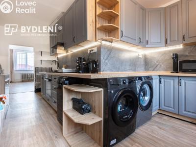 Prodej bytu 2+1 Chomutov, Palackého 4272 č. 12