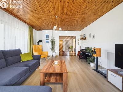 Продаж сімейного будинку Štěchovice, V Pískovně 314 č. 9