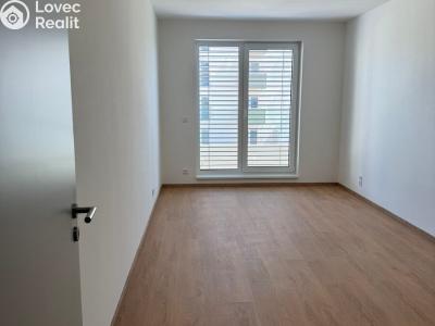 Аренда квартиры 2+KK Třebíč, Modřínová 493 č. 10