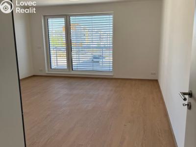 Аренда квартиры 2+KK Třebíč, Modřínová 493 č. 11