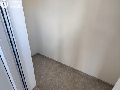 Аренда квартиры 2+KK Třebíč, Modřínová 493 č. 10