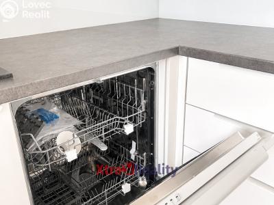 Prodej bytu 2+KK Dubí, Koněvova č. 6
