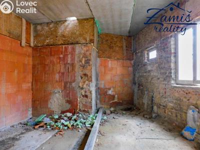Prodej rodinného domu Kladno, Kolmistrova 446 č. 8