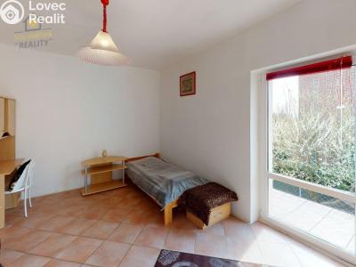 Prodej rodinného domu Praha, Srpnová č. 30