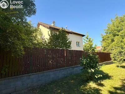 Продаж сімейного будинку Praha, Srpnová č. 13