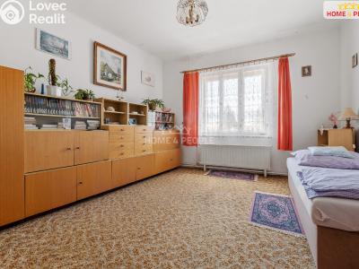 Prodej bytu 3+1 Říčany, Olivova č. 9
