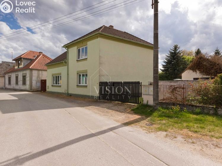 Продаж сімейного будинку Lomnice nad Lužnicí, Školní č. 1