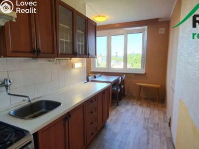 Rent apartment 2+1 Úšovice, Školní náměstí č. 5