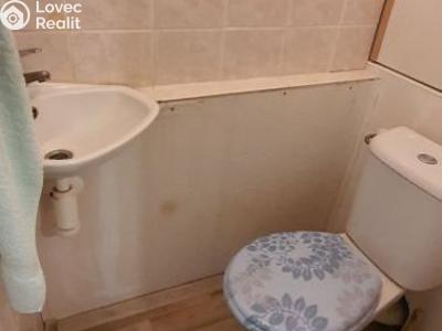 Rent apartment 2+1 Úšovice, Školní náměstí č. 8