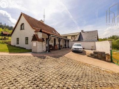 Sale hut Lubenec č. 34