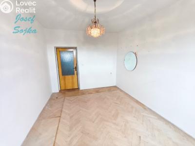 Prodej bytu 3+1 Bystřice nad Pernštejnem, Černý vršek 829 č. 7
