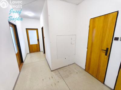 Prodej bytu 3+1 Bystřice nad Pernštejnem, Černý vršek 829 č. 14