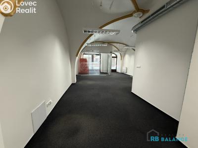 Rent office space Svitavy, náměstí Míru č. 6