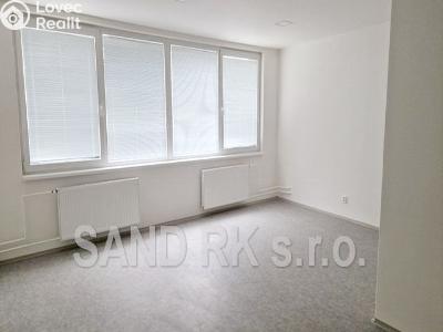 Rent office space Mělník, Na Průhoně 3412 č. 8