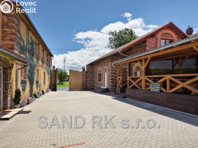 Pronájem vícegeneračního domu Puclice č. 15