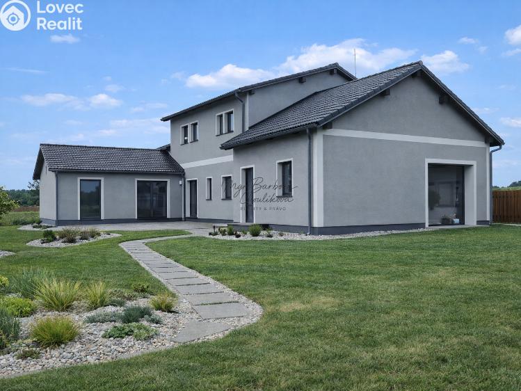 Продаж сімейного будинку Kladruby, Západní č. 1